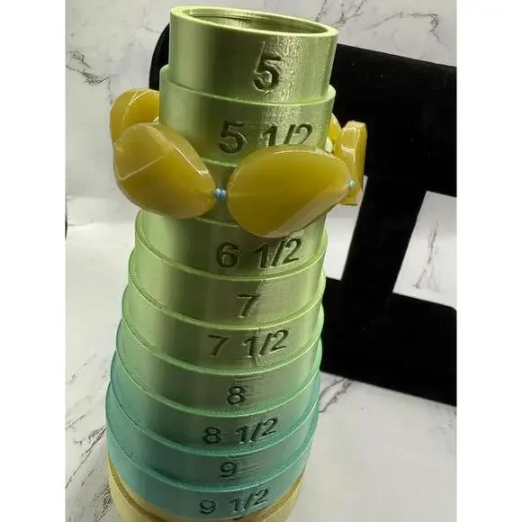 Vintage 6” Chunky Yellow Resin Statement Bracelet - Picture 5 of 5